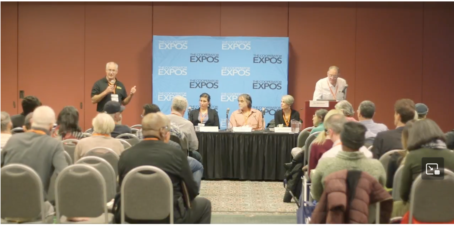 Bob Kelly, WickRight leads panel discussion on how to fix Wet Buildings at Cooperator Expo Navy Pier