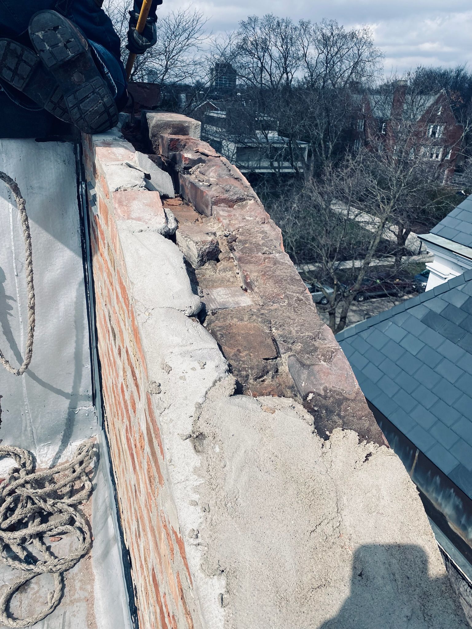 Brick parapet with capstone removed