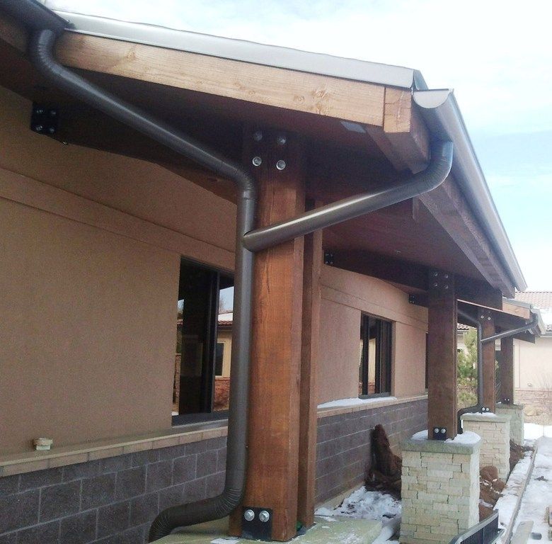 House With Gutter on the Side