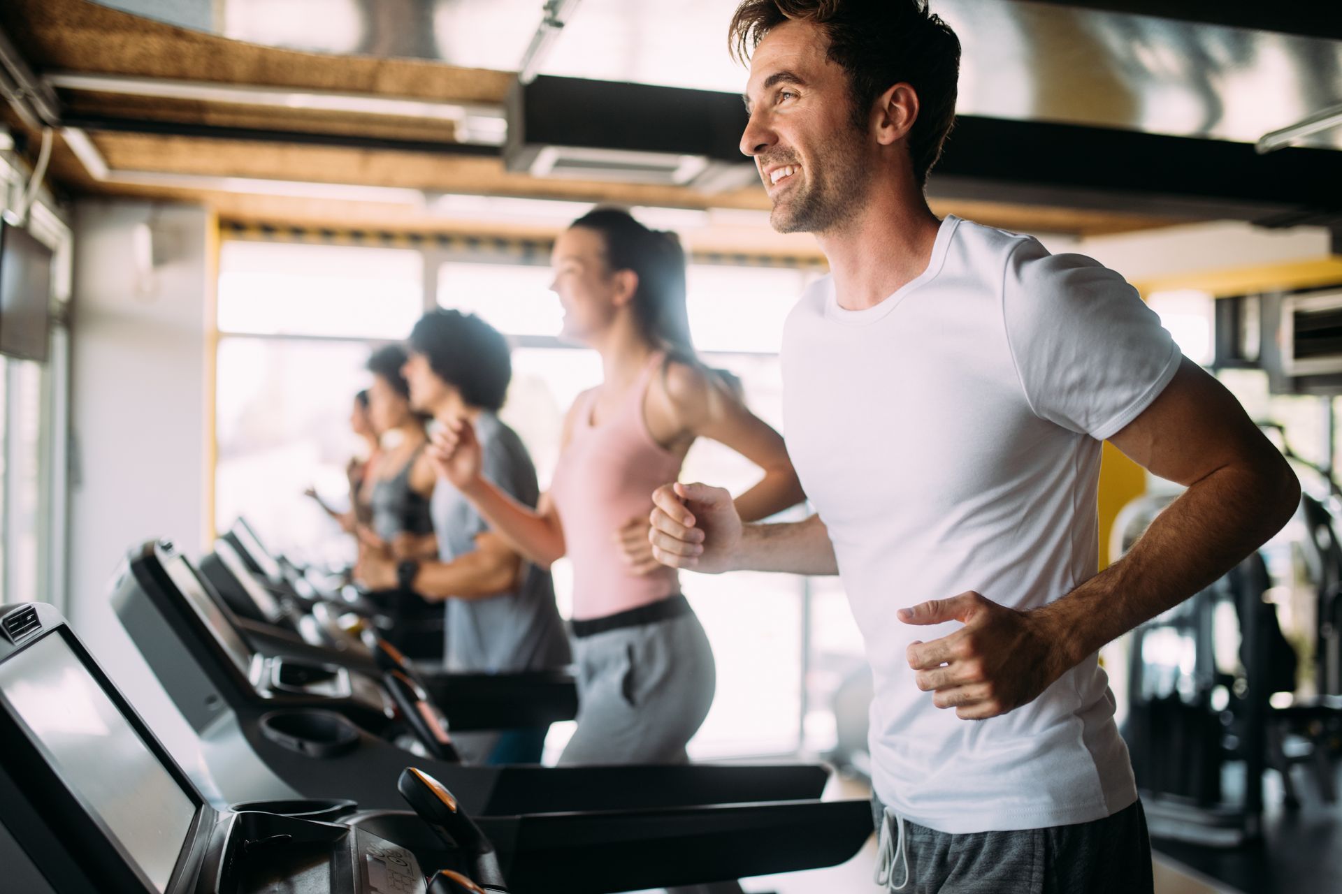 People working out at a gym.