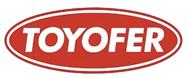 Logotipo de TOYOFER en letras blancas dentro de un óvalo rojo con contorno blanco.