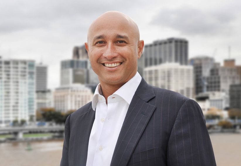 Kirk Peterson In Suit — Effective Leadership Development in Melbourne, VIC