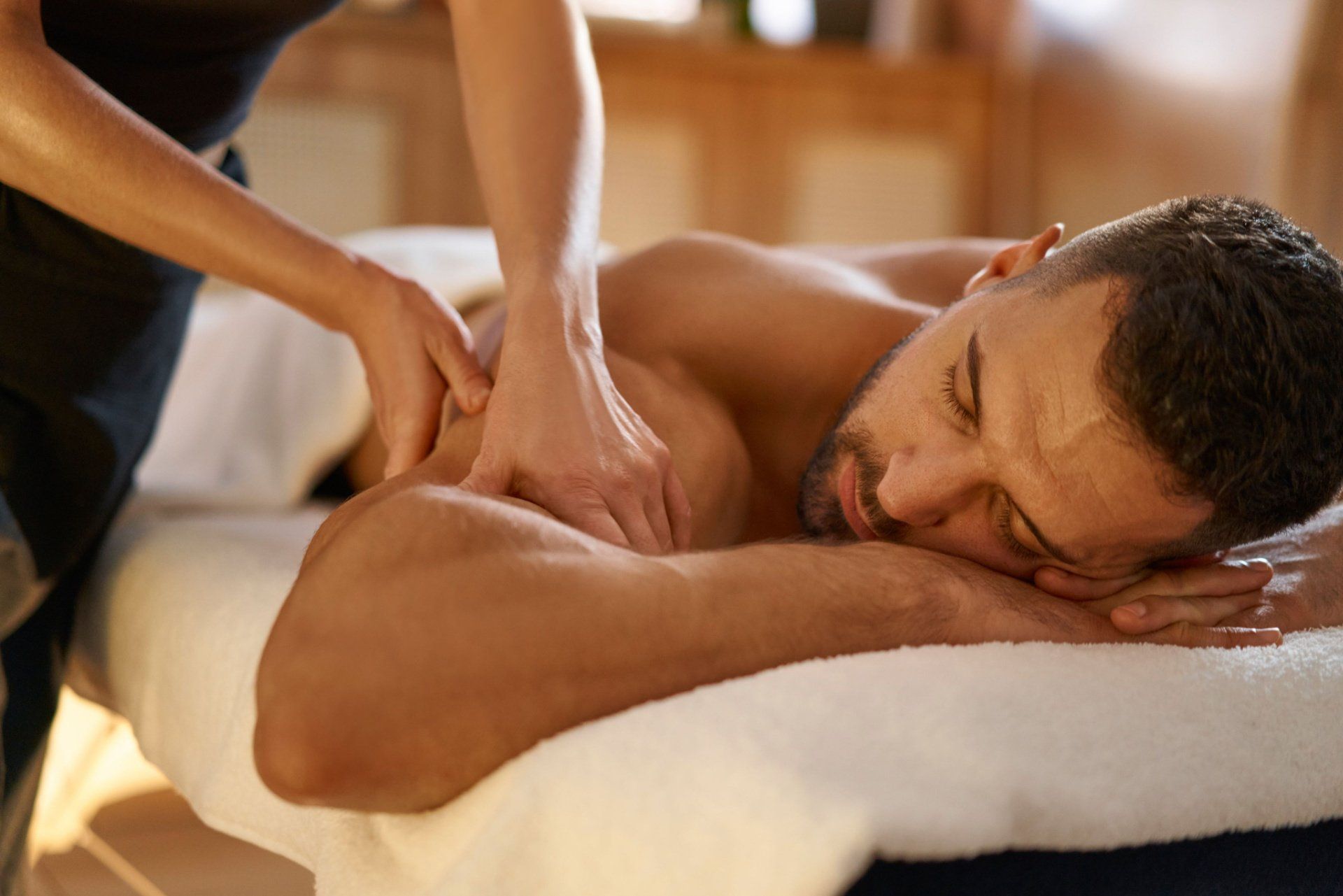 Friendly Staff Massage Therapist in Sarasota, FL