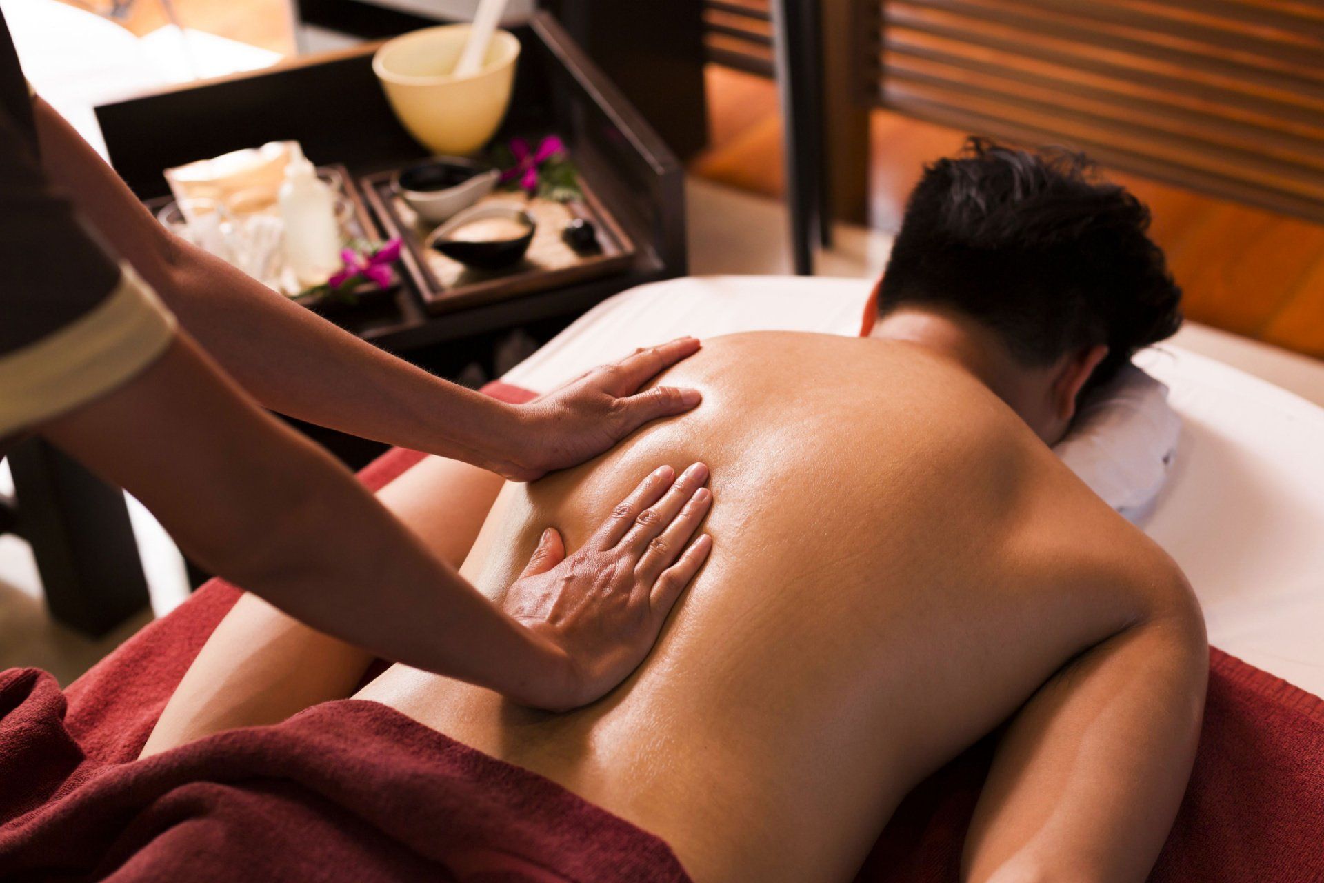 Deep Tissue Massage Service in Sarasota, FL