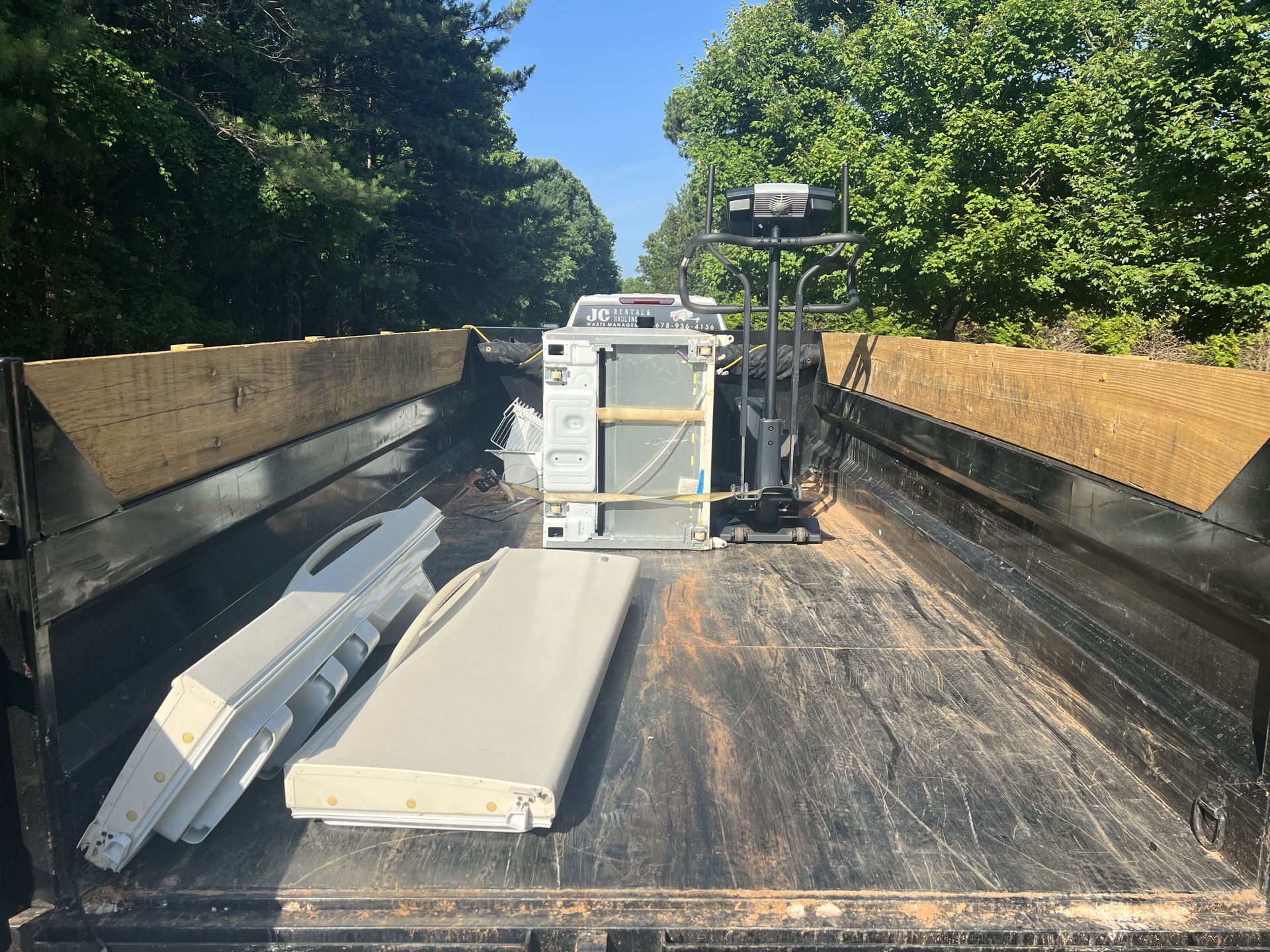 JC Rental & Hauling LLC Dumpster size 10ft rental