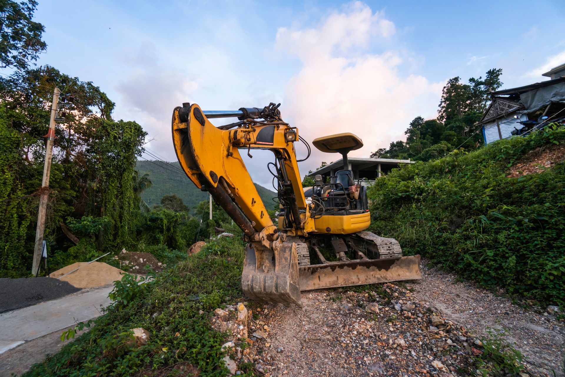 Excavator Clearing Land Excavator Clearing Land