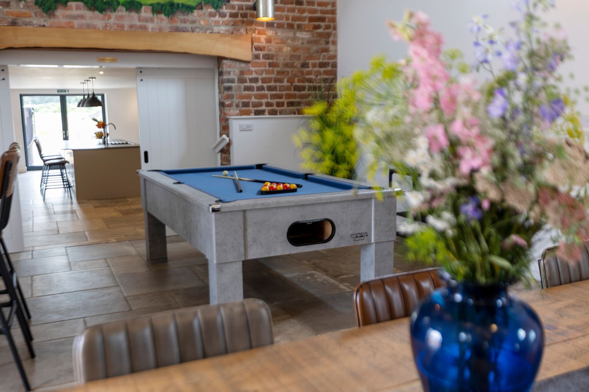 Pool table