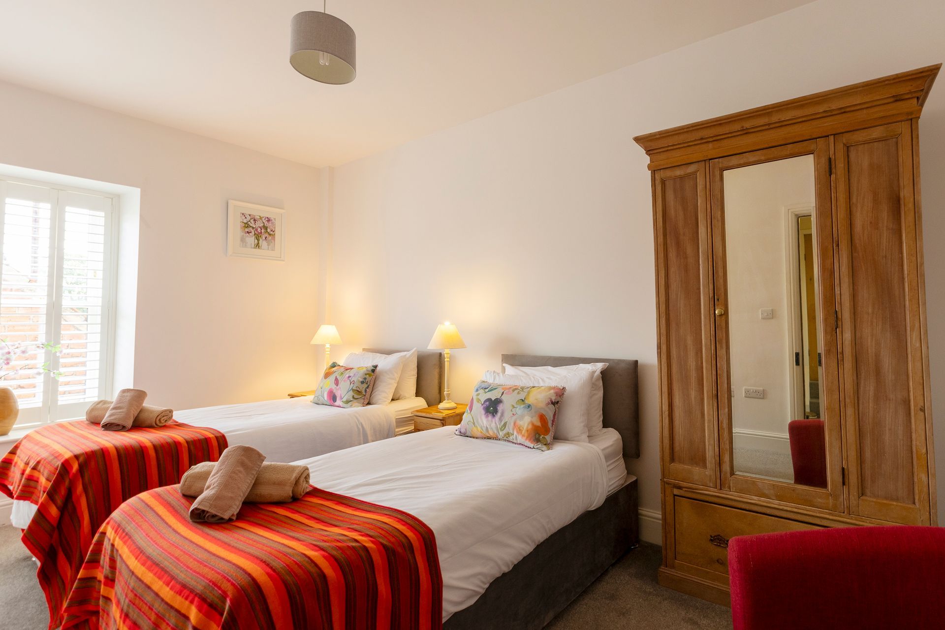twin bedroom