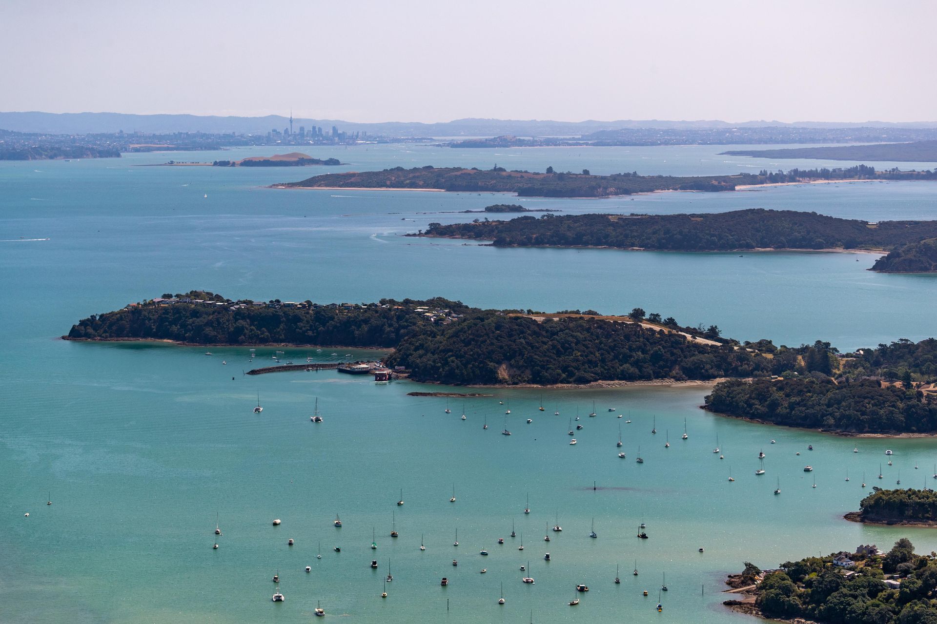 A quiet bay on the drive to the far end of Waiheke Island