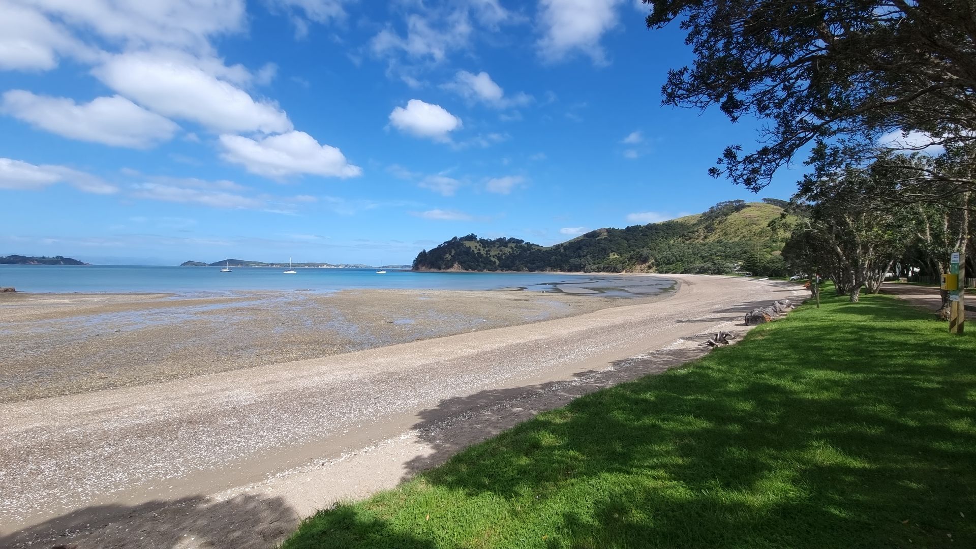 Man O' War Bay on Waiheke Island's eastern end