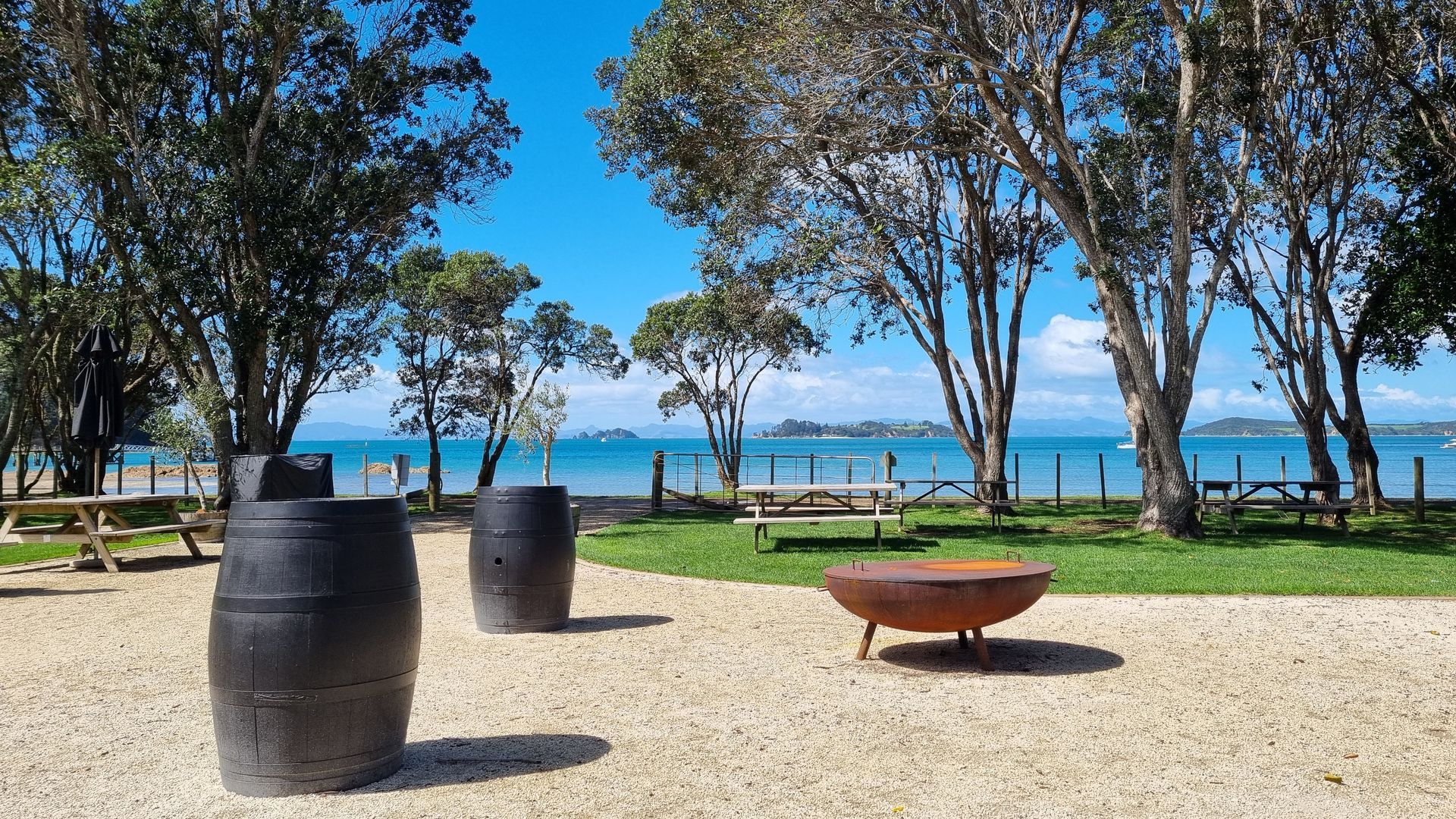 Wine barrels at Man O' War