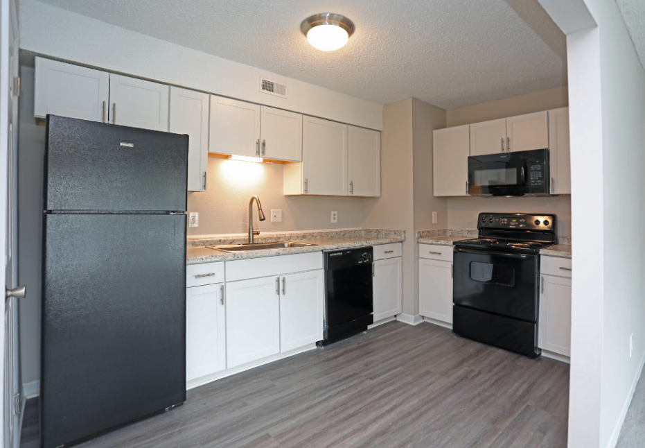 Kitchen full view