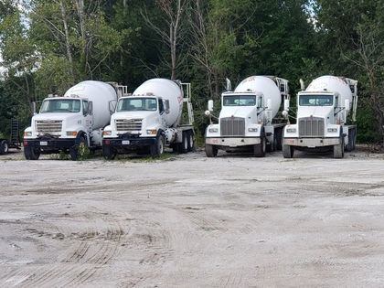 Concrete Workers - Concrete Contractor in Pleasant Hill, MO