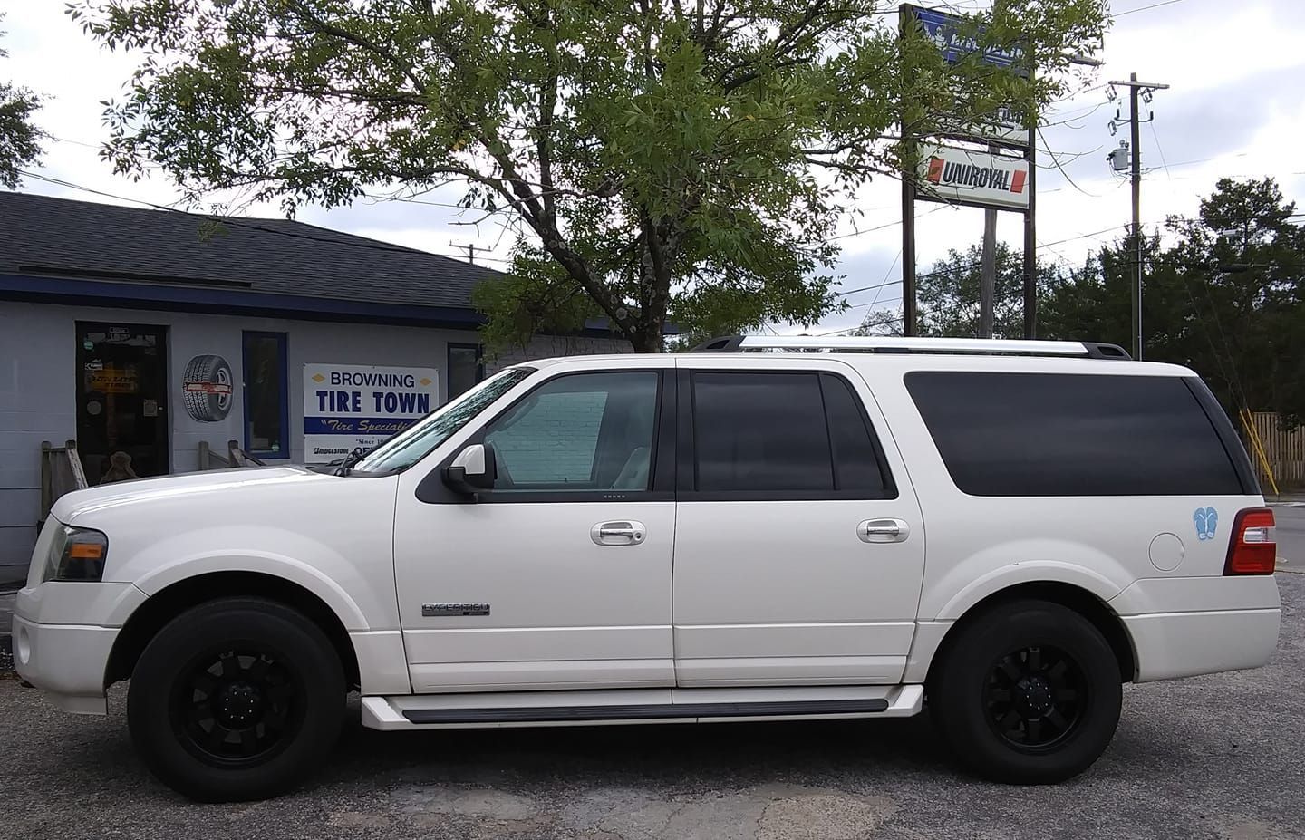 SHOP IMAGE | Browning Tire & Auto