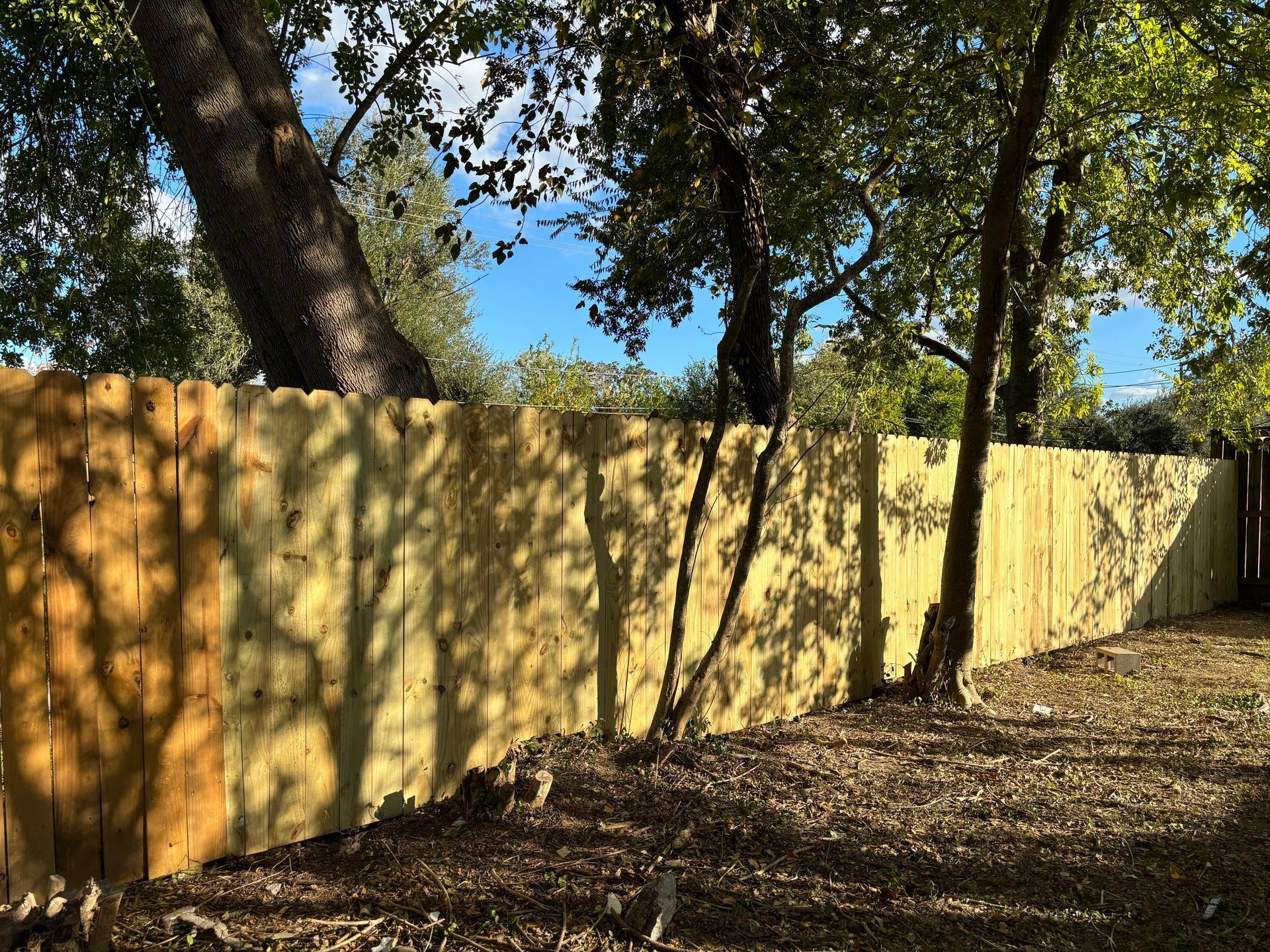 Fence post repair cost estimate in Houston TX