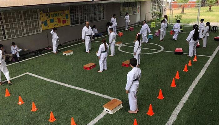 COLEGIO HIDALGO - KARATE