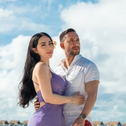 Vegas Marries the Military