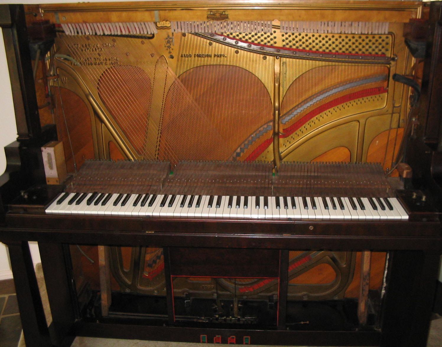 1913 Crown Piano 1