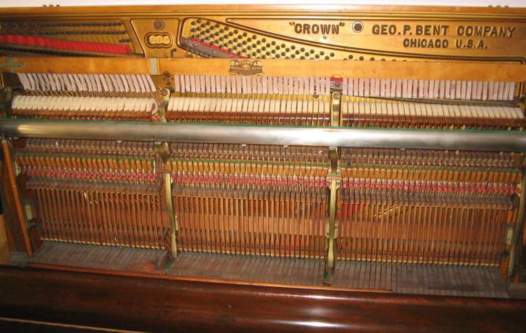 1913 Crown Piano 3