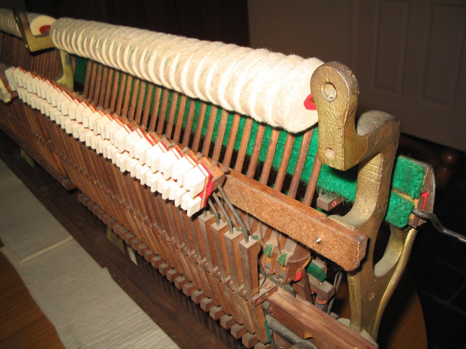 1913 Crown Piano 3