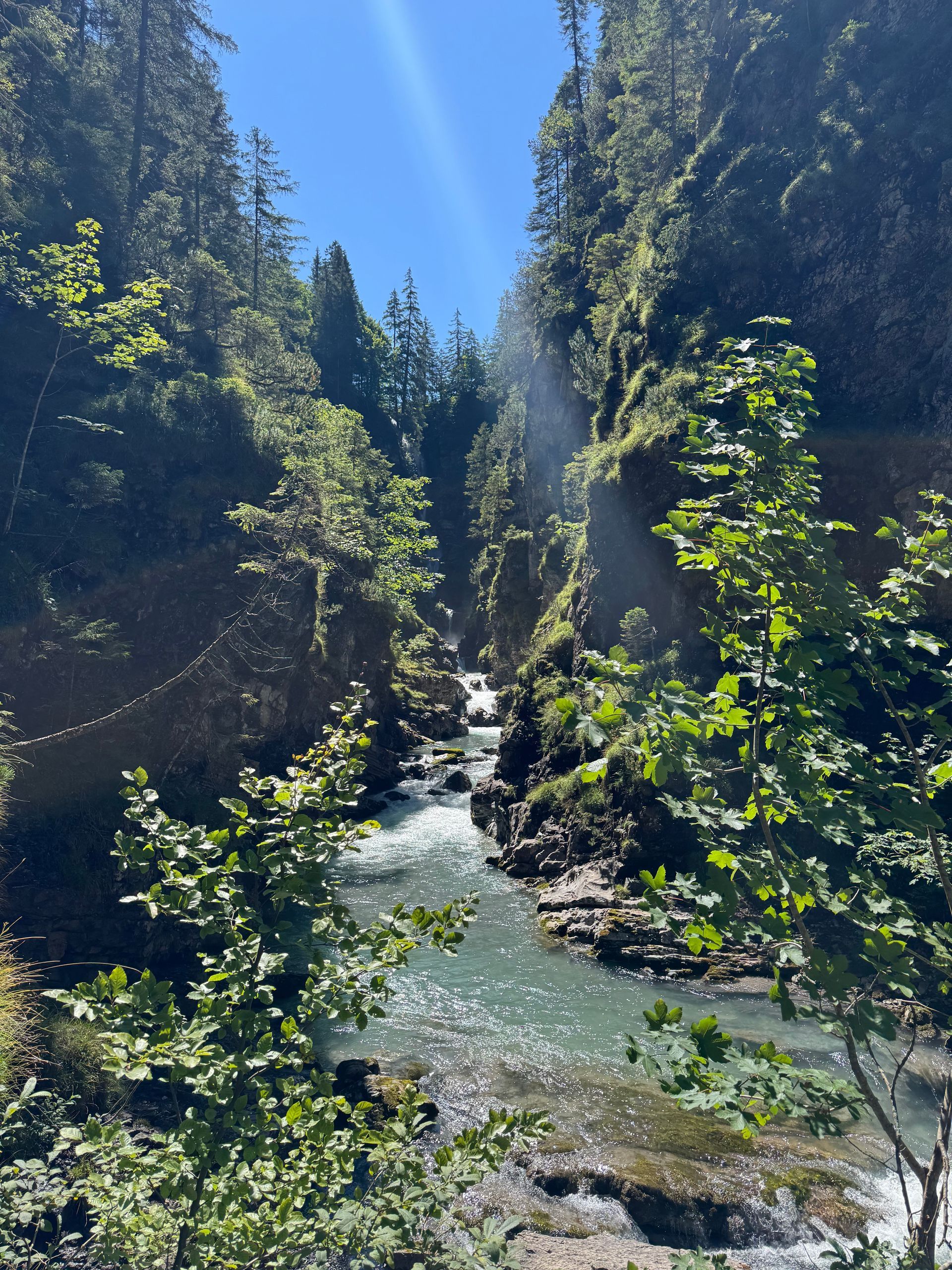 Summer Wasserfall Rinnen