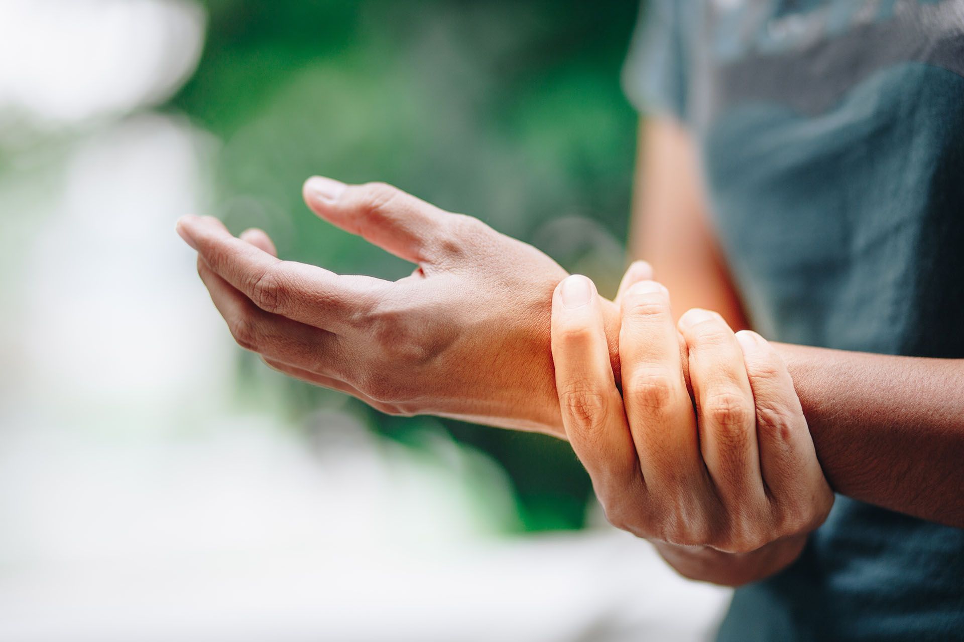 wrist pain