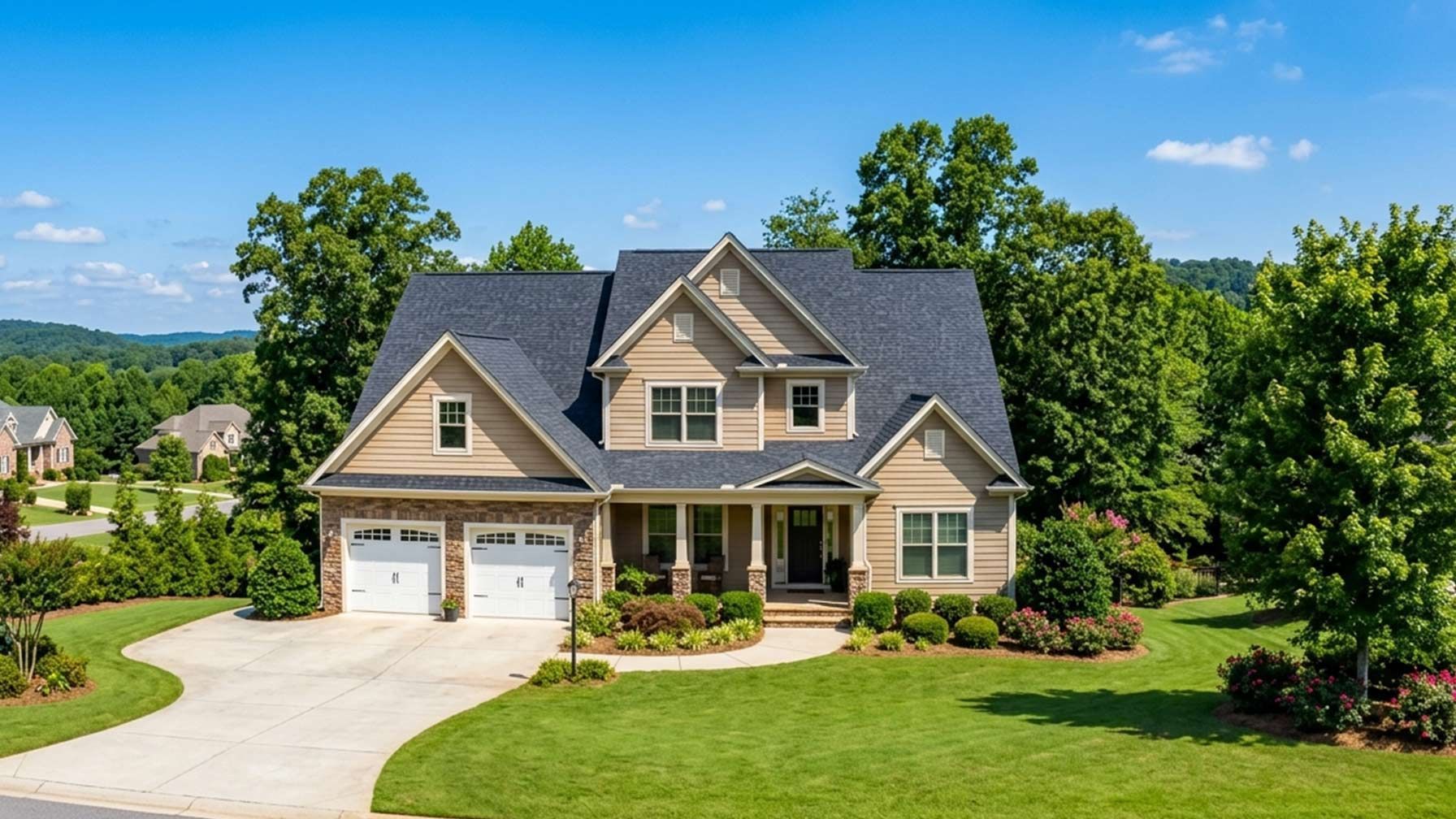 Beautiful suburban home in Upstate South Carolina with a well-maintained asphalt shingle roof 