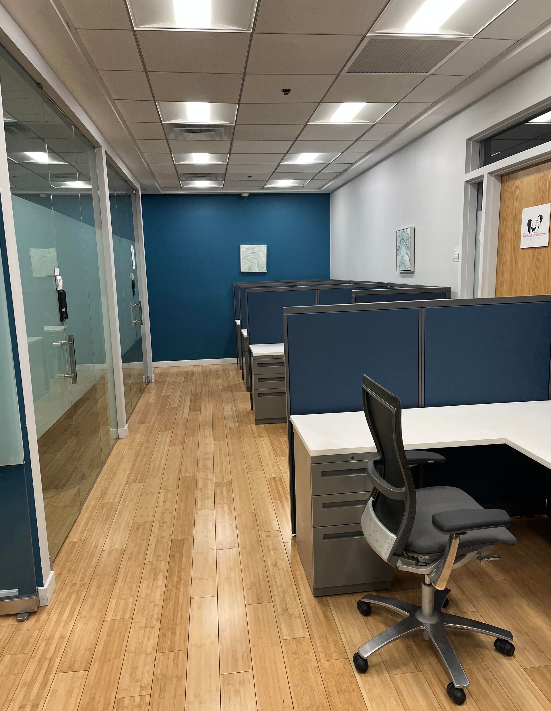 conference room for rent freeport ny, industrial chic office space nassau county, coworking space, freeport, private office space, shared office space freeport, office space near train freeport