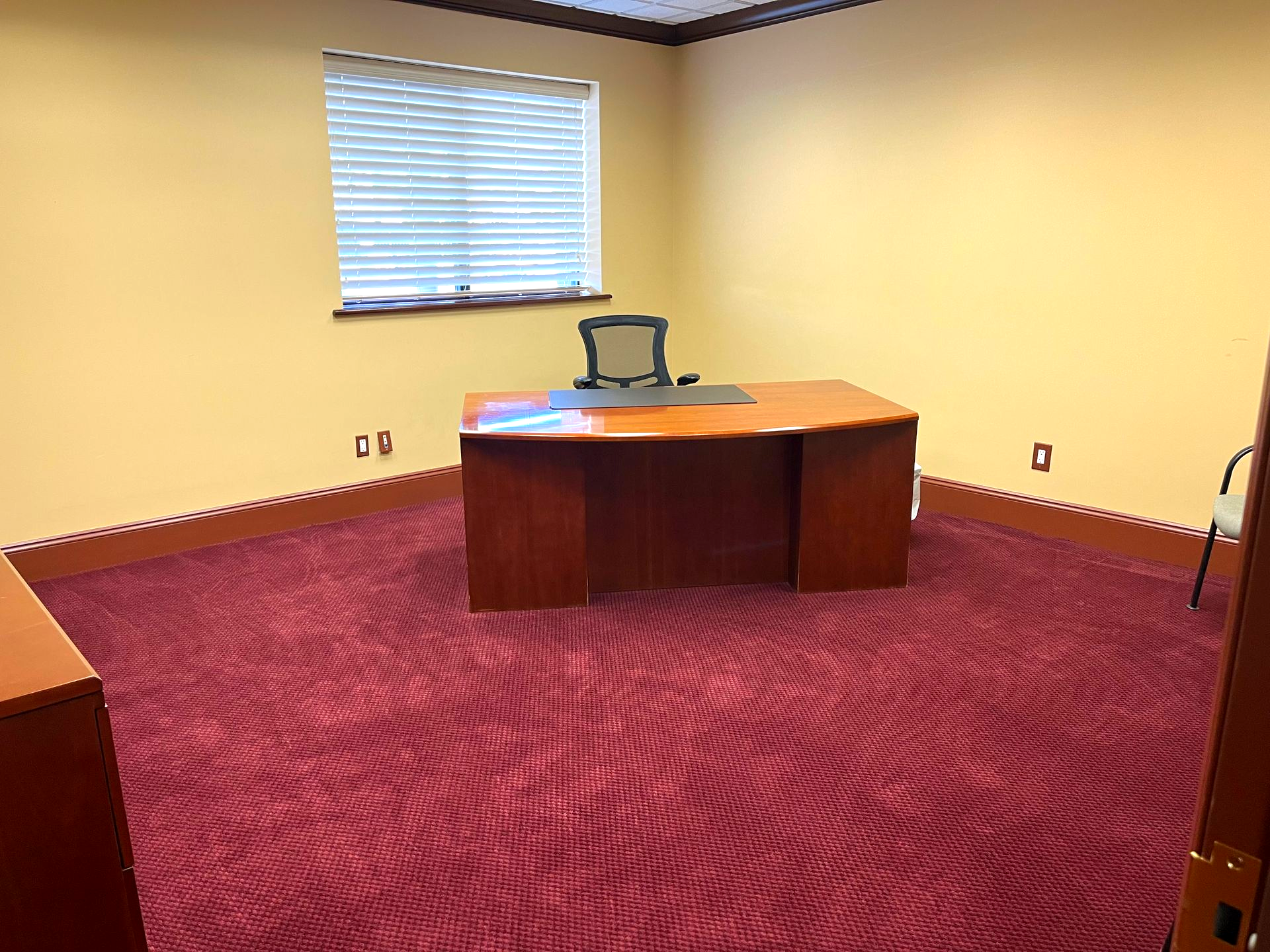 office for rent port Washington, office for lease 11050, coworking space port washington
