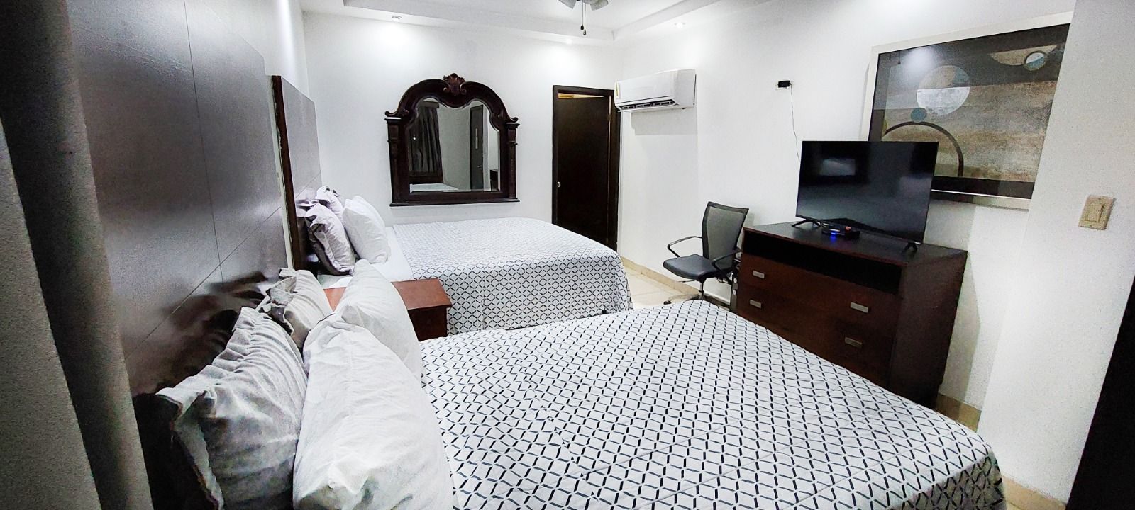 HOTEL DON QUIJOTE 