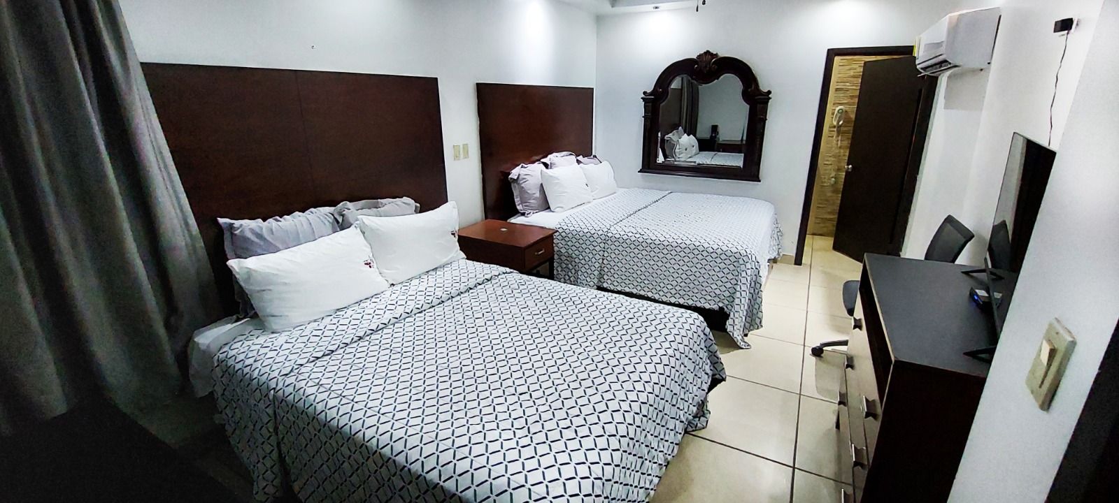 HOTEL DON QUIJOTE 