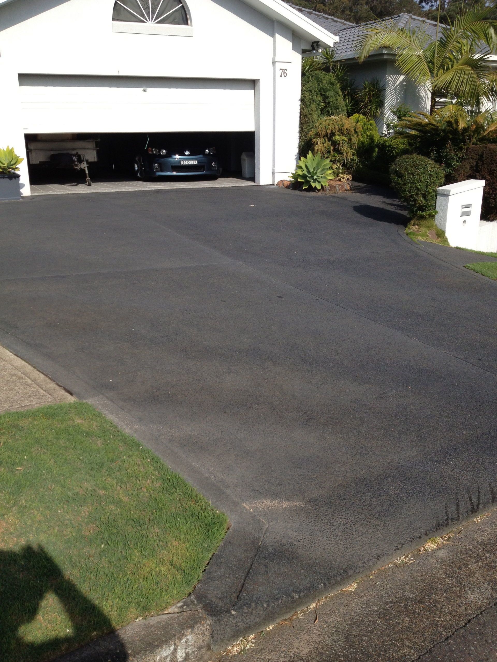 Seal Concrete Driveways Before — Newcastle, NSW — Haitch’s Concrete Resurfacing