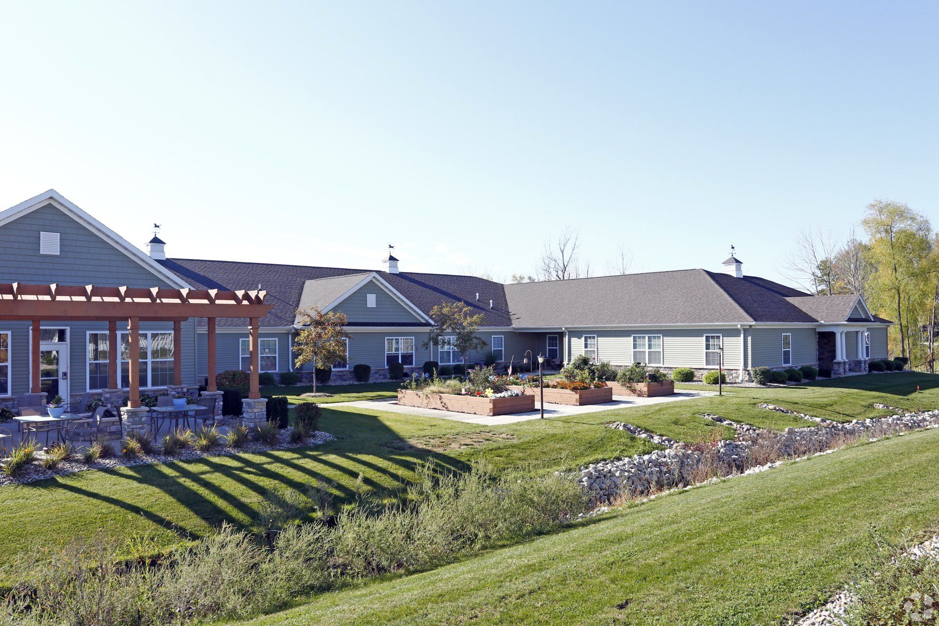 Tippe River Downs Exterior