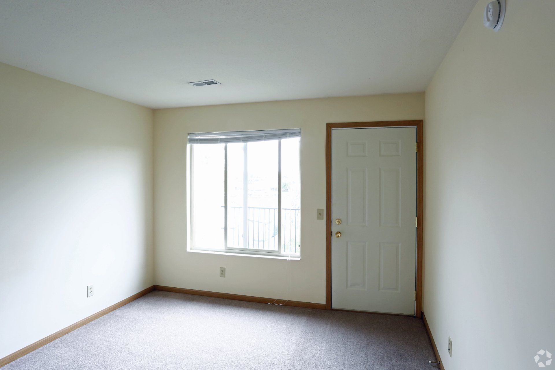Lakeland Villa Apts interior