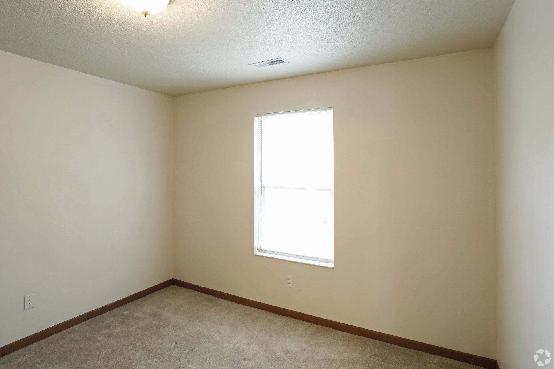 Lakeland Villa Apts interior