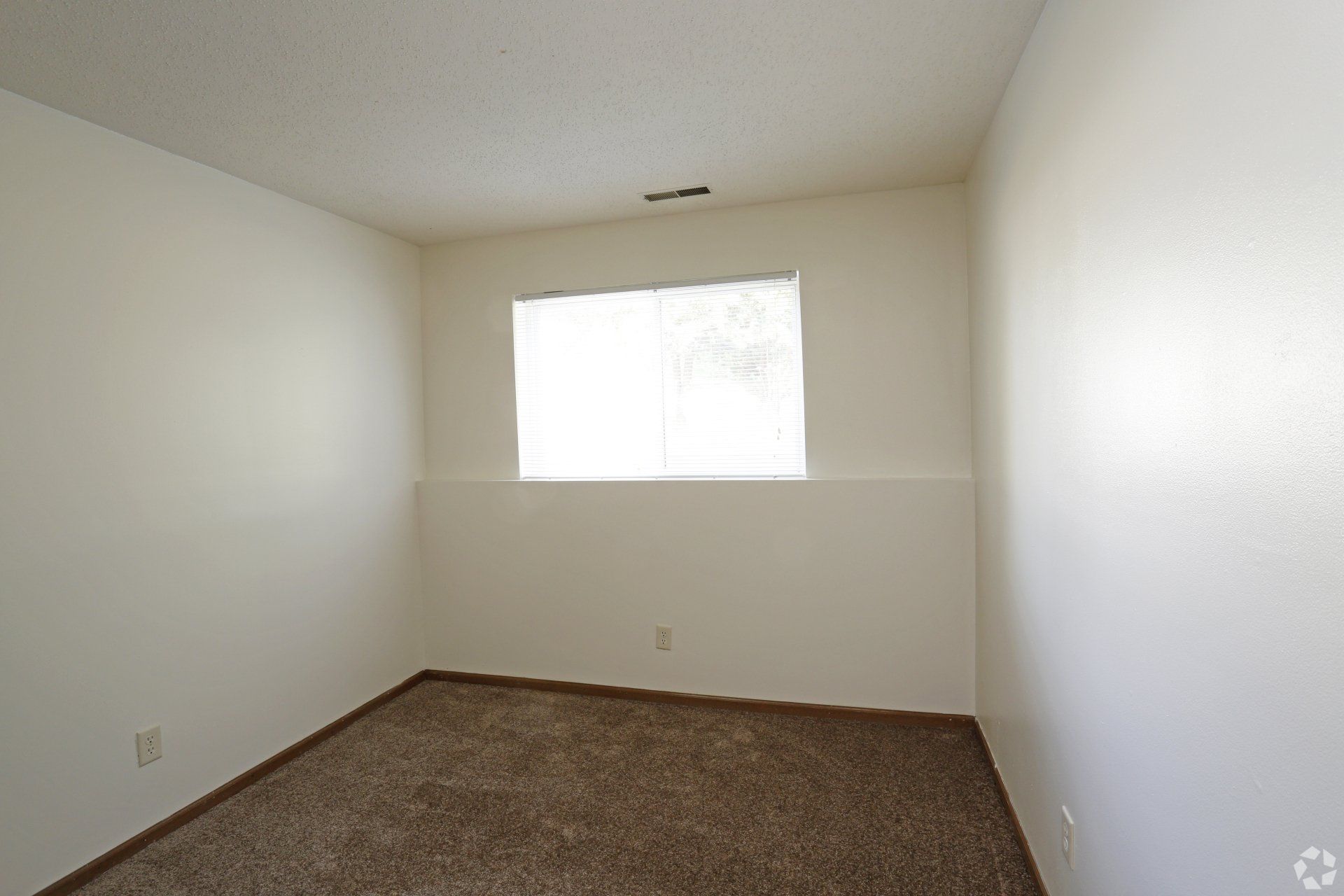Mallard and HI-TEC Apts interior