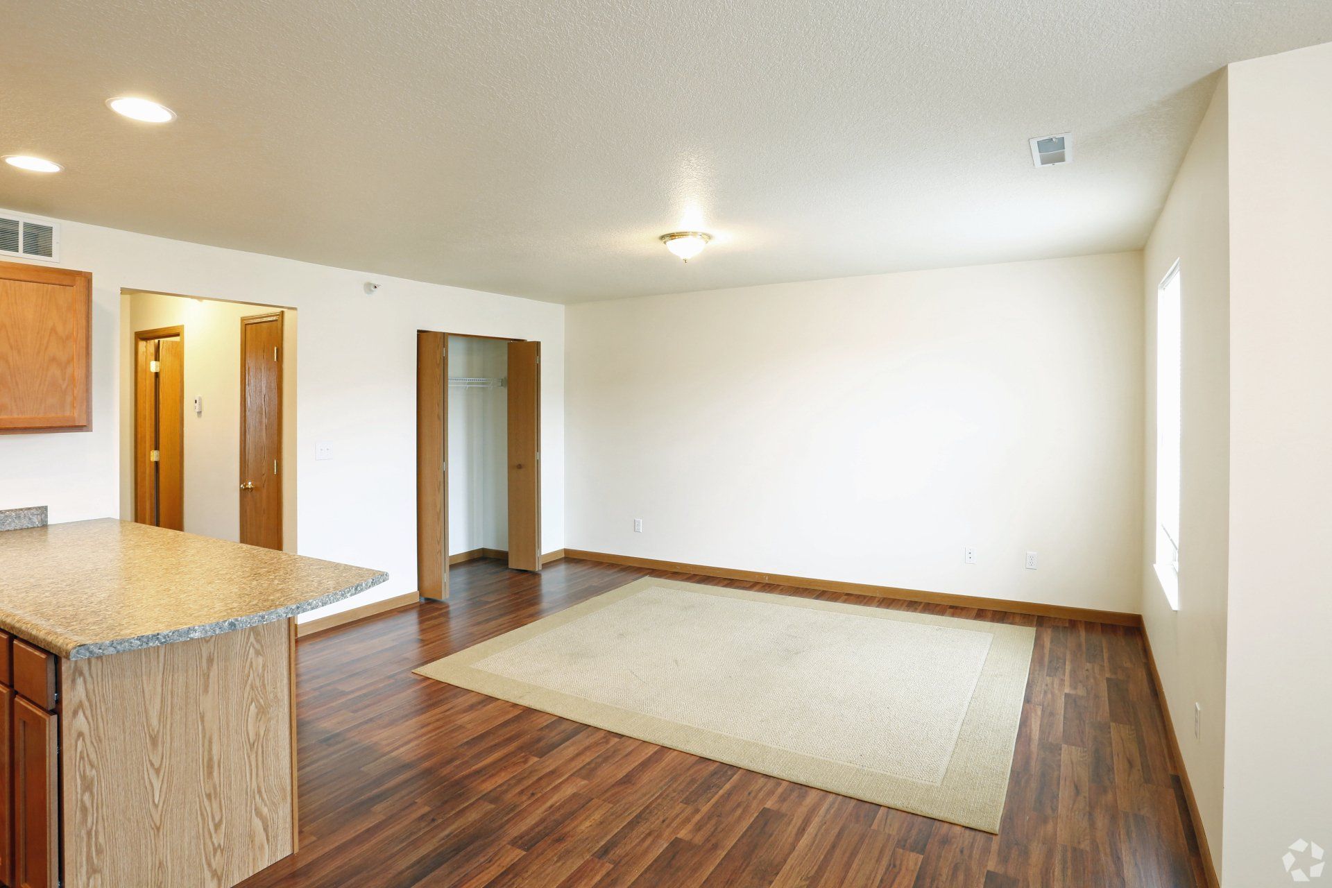 Lakeland Villa Apts interior