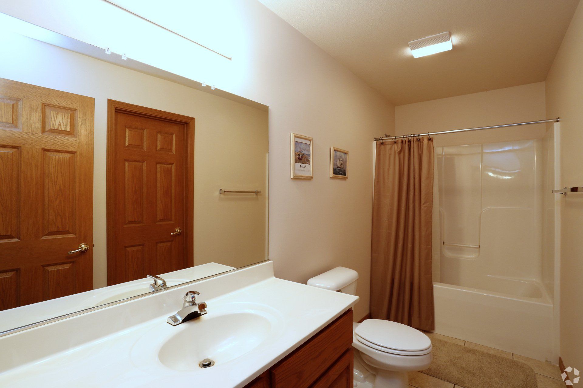 Long Beach Cove Villas - interior