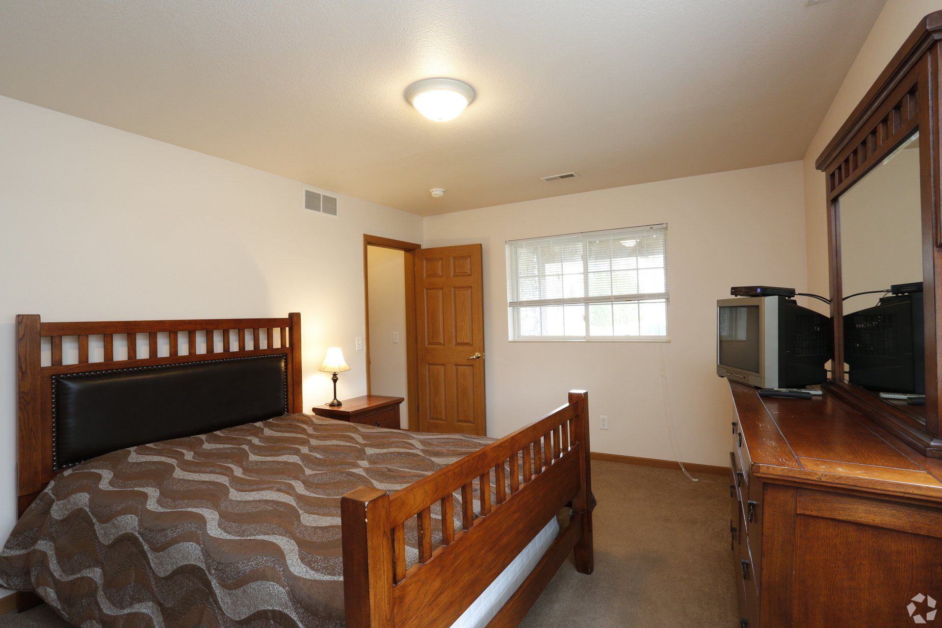 Long Beach Cove Villas - interior