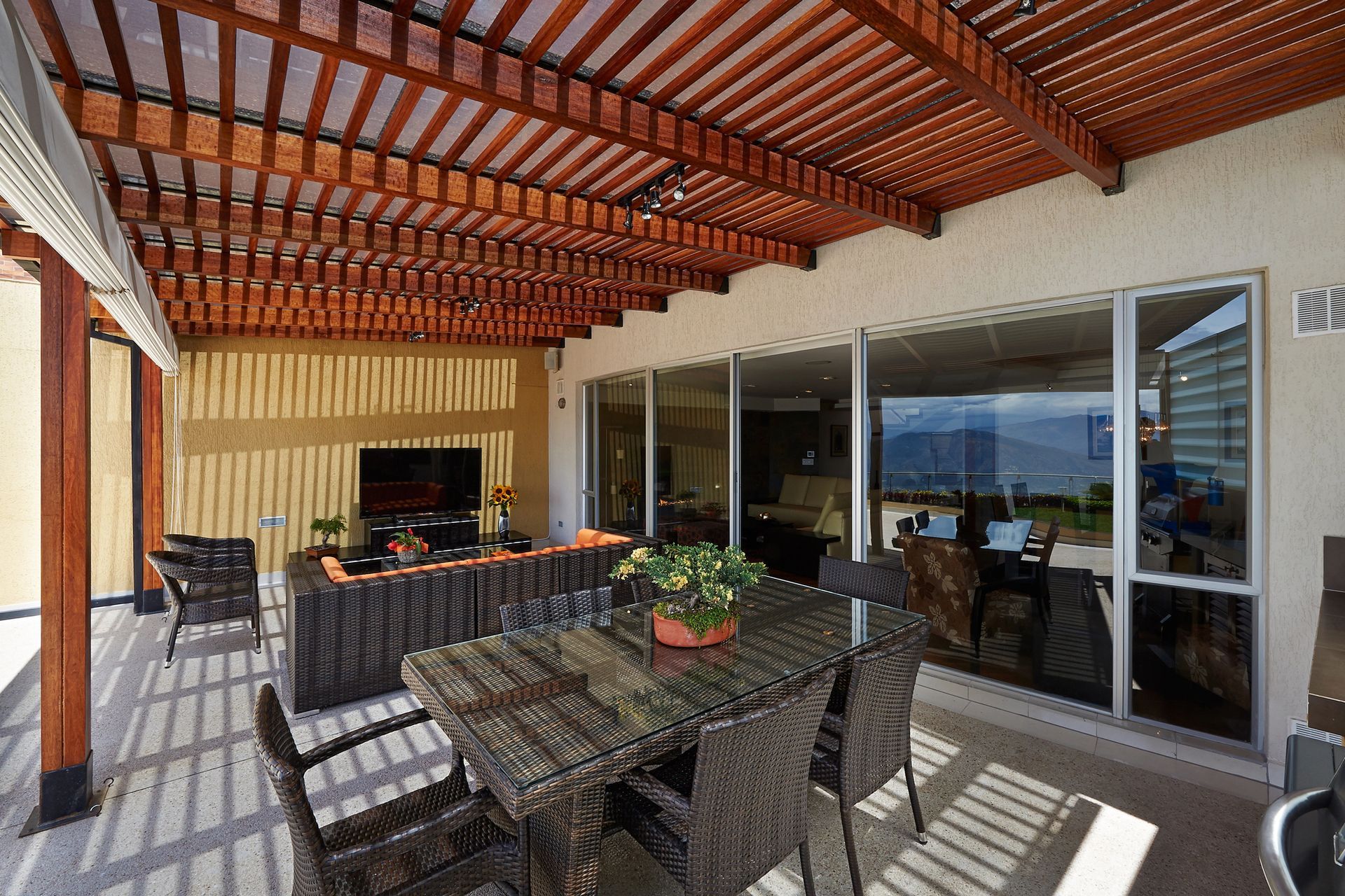 Pergola Construction in Aurora, CO