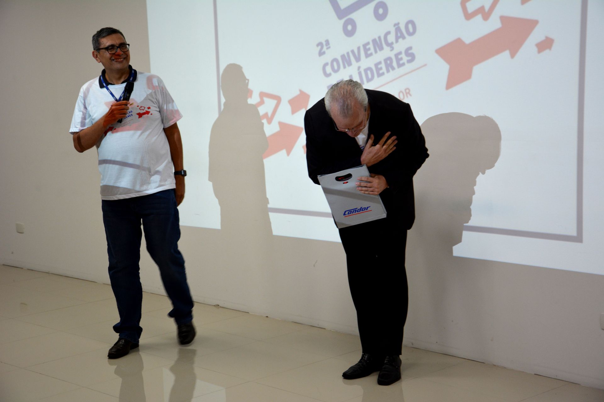 Palestra Alexander Baer Orquestra Condor Super Center Líderes maestros para sintonia com o Suces$o