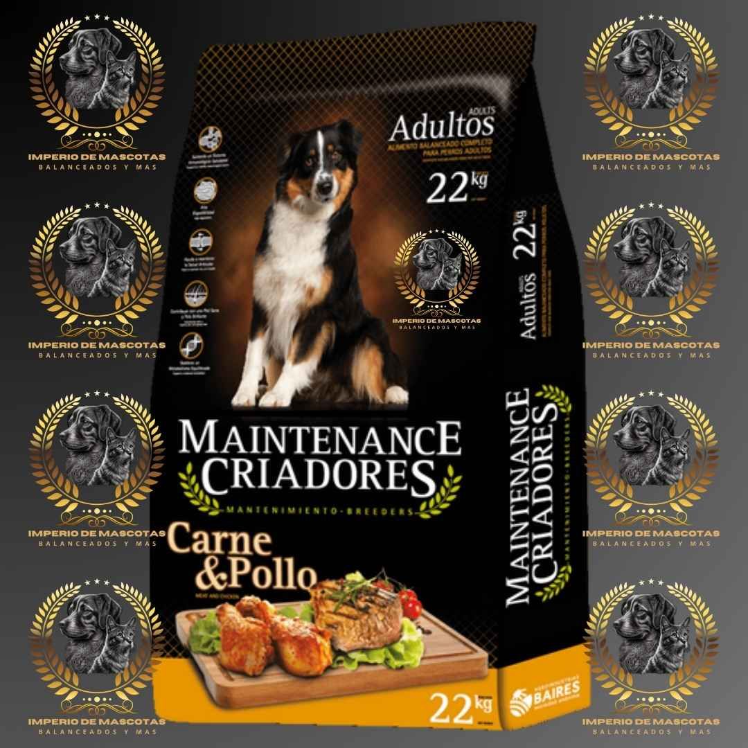 Bolsa de comida para perros con la etiqueta 