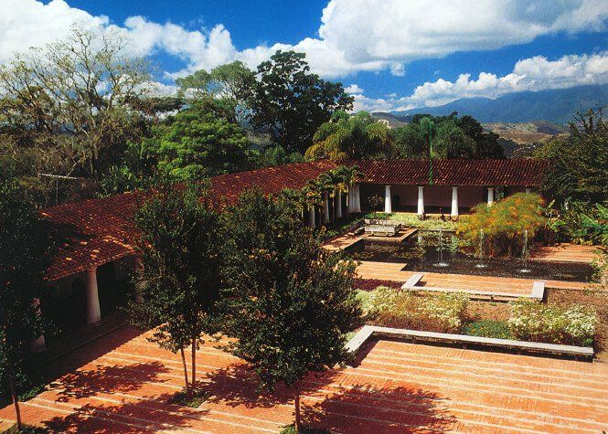 Hacienda Carabobo Garden — New York, NY — Carlos Brillembourg Architects