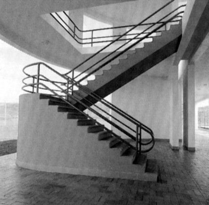 Sportscenter Interalumnia's Stairs — New York, NY — Carlos Brillembourg Architects