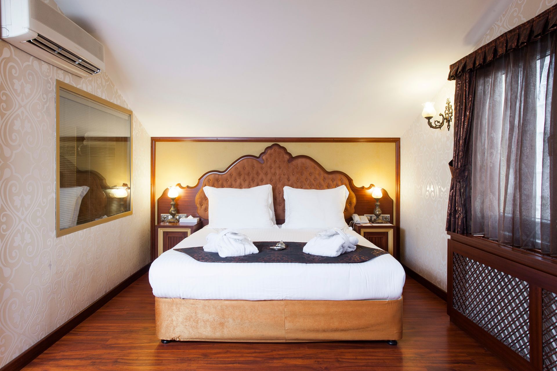 Ottoman Hotel Imperial| Premium Triple Room