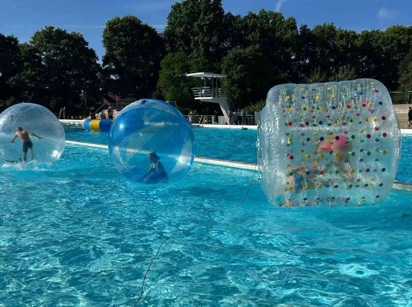 Aquabubble huren wateractiviteit