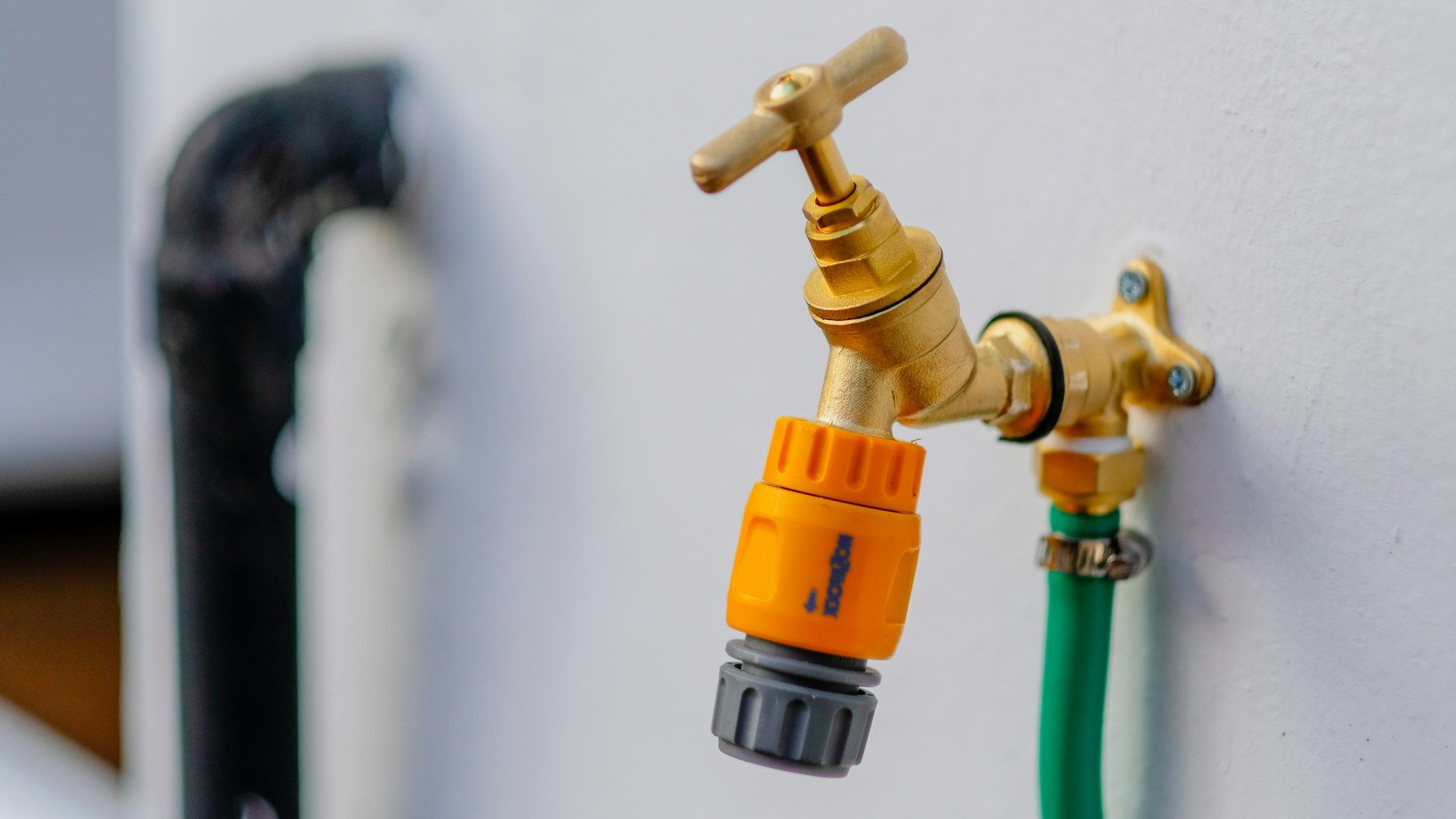 outdoor faucet