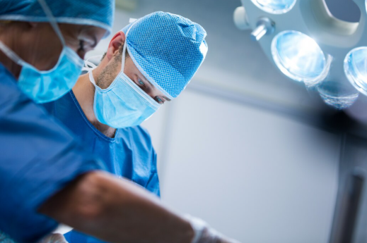 Cirurgia endoscópica da coluna em São Paulo: Como é realizada Cirurgia endoscópica da coluna em São Paulo: Como é realizada