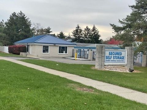 Van Carrying Furniture - Dearborn Heights, MI - Secured Self Storage