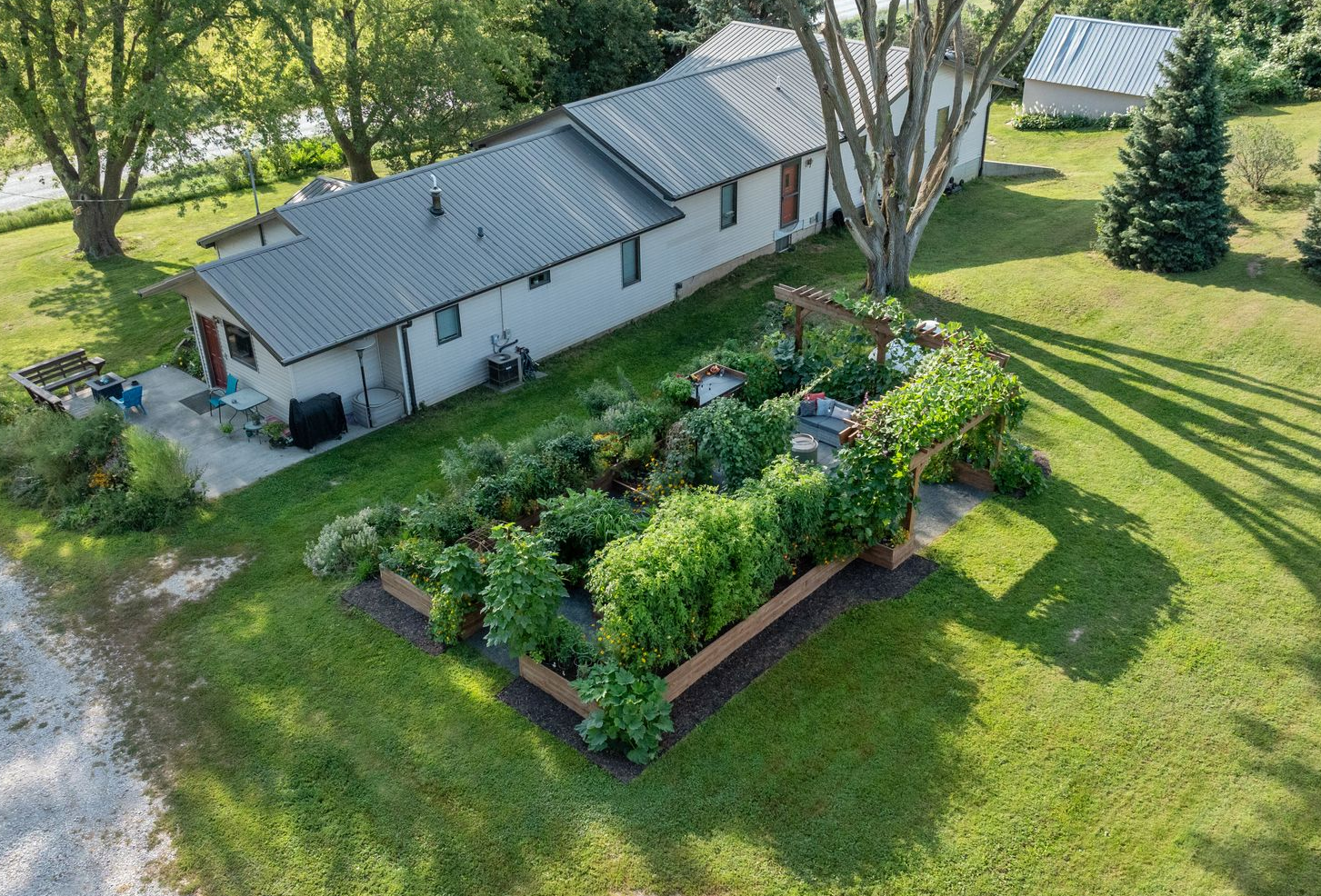 custom gardens